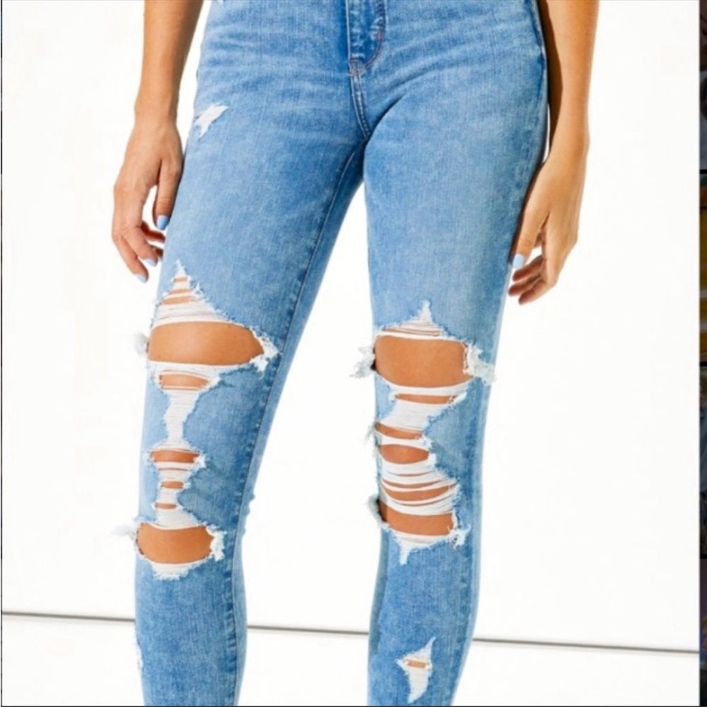 NWT American Eagle Womens High Rise The Dream Jean Destroyed Jegging Jeans